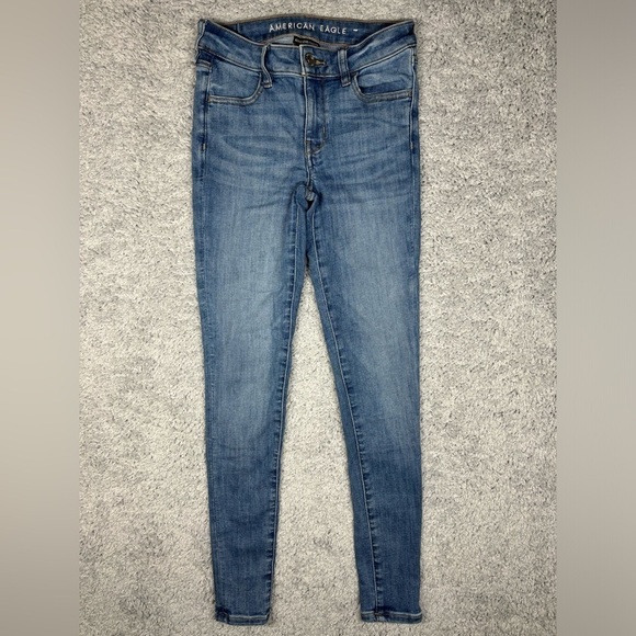American Eagle Jeans Womens 2 Jegging Next Level Stretch Light Wash Casual Basic - Picture 1 of 6